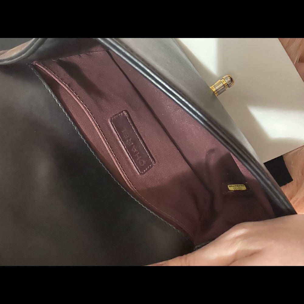 Chanel boy small size - Picture 13 of 17